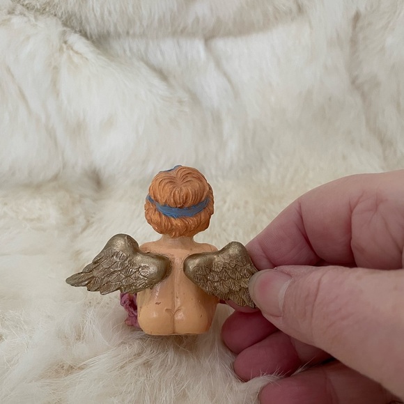Vtg Ceramic Angel 2 1/4” - Picture 2 of 4